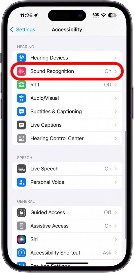 nastavení přístupnosti iphone s rozpoznáváním zvuku zakroužkovaným červeně