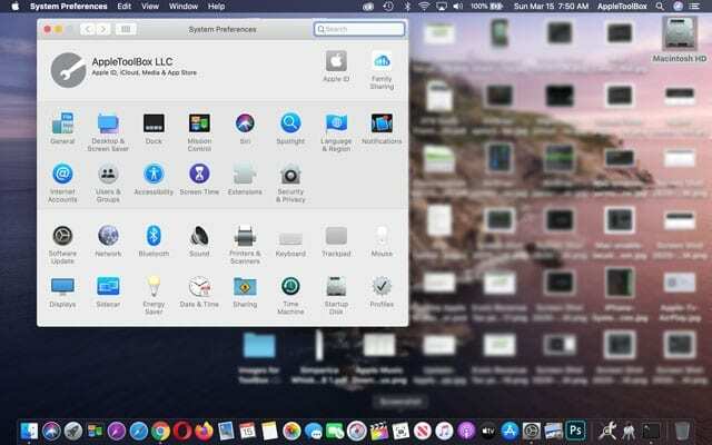 Modo escuro do Mac na barra de menu e dock apenas com macOS