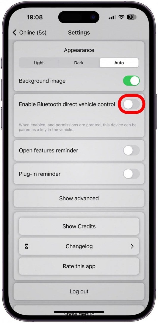 Faites défiler vers le bas jusqu'à ce que vous voyiez Activer le contrôle direct du véhicule Bluetooth. Activez cette option.