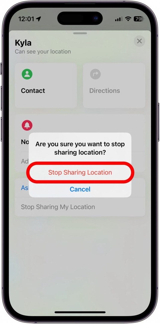 iphone atrašanās vietas kopīgošanas pārtraukšanas apstiprinājuma logs ar sarkanu apli apli apturot atrašanās vietas kopīgošanu