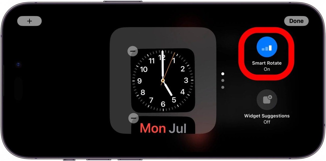 iphone standby-widgets-skjerm med smart rotasjonsalternativ omringet i rødt