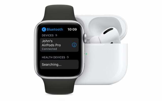 Az AirPodshoz csatlakoztatott Apple Watch