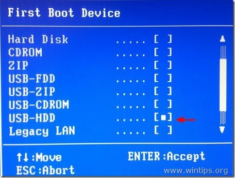 Perangkat boot pertama USB