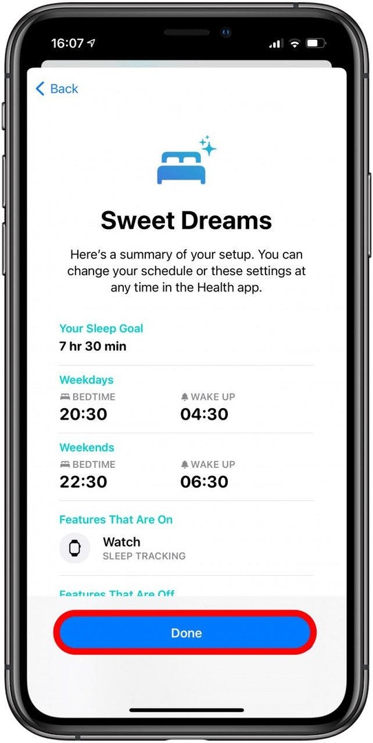 Bakstelėkite Įjungti, kad galėtumėte stebėti miego režimą naudodami „Apple Watch“, tada bakstelėkite Atlikta.