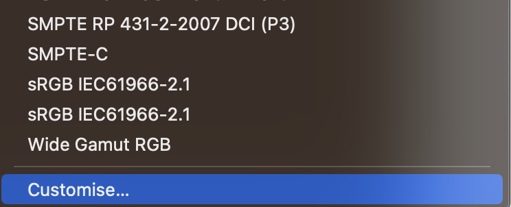 Dostosuj zrzut ekranu komputera Mac z profilem kolorów