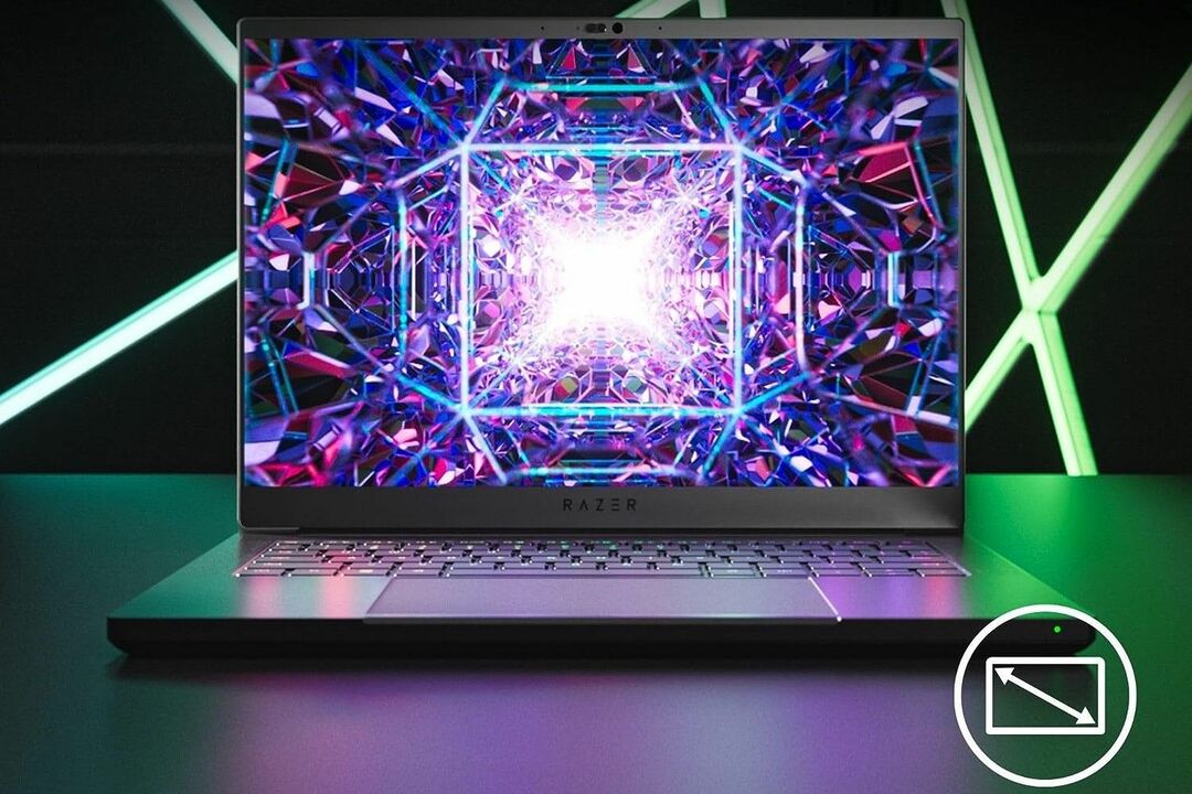 Vista frontal de la pantalla del Razer Blade 14 (2023)