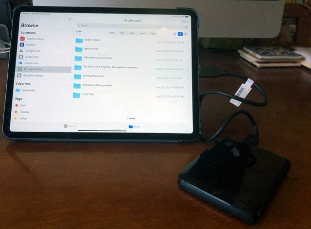 conectați unitatea externă la iPad