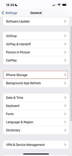 स्क्रीनशॉट आईओएस पर आईफोन स्टोरेज टैब दिखा रहा है