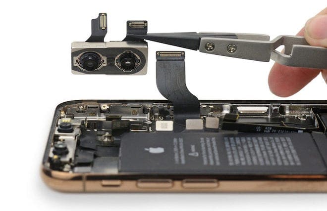 Démontage de l'iPhone XS