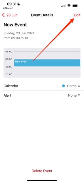 ภาพหน้าจอแสดงวิธีแก้ไขกิจกรรมใน Apple Calendar สำหรับ iOS