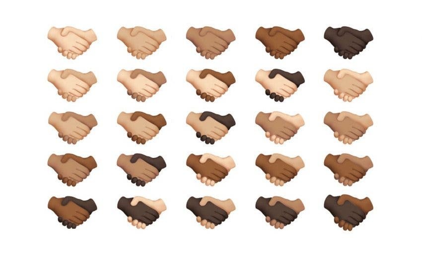 Kézfogás emoji 2022-es interracial frissítés