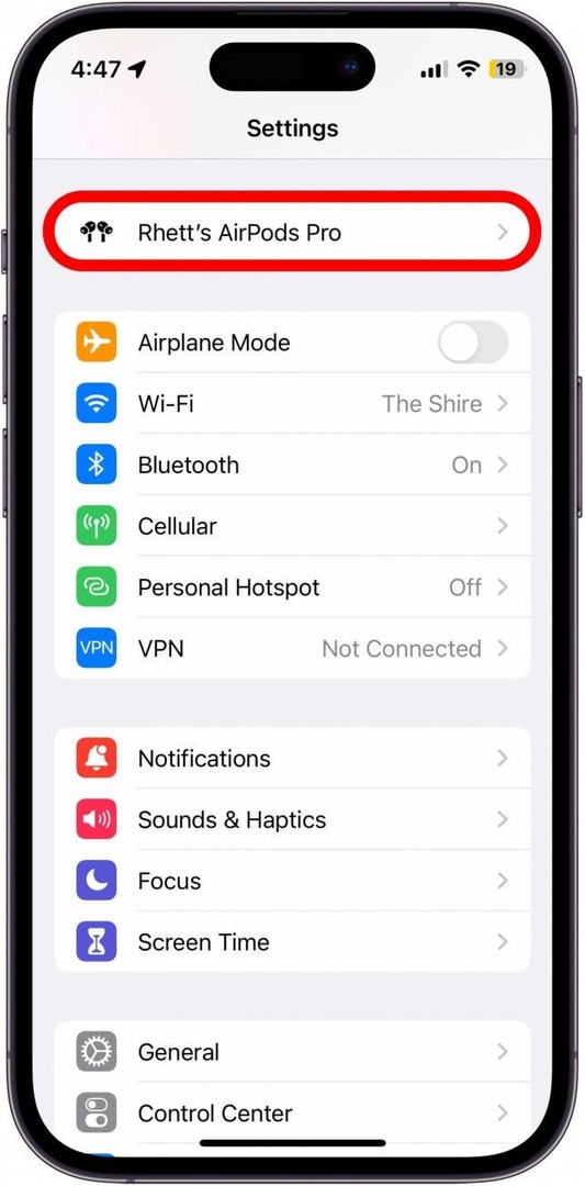 Prijungę „AirPod“ prie „iPhone“, atidarykite programą „Nustatymai“ ir bakstelėkite savo „AirPod“.