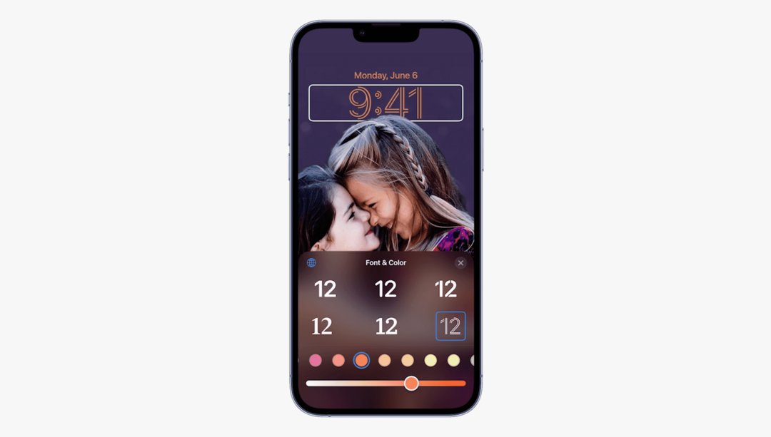 „iPhone“ užrakinimo ekranas: laikrodis