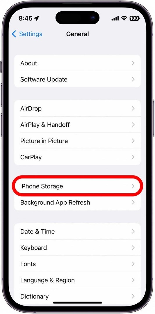 आईफोन स्टोरेज टैप करें।