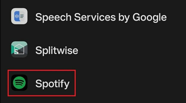 Na seznamu aplikacij naprave poiščite Spotify