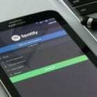 Cara Membuat dan Membagikan Daftar Putar Spotify