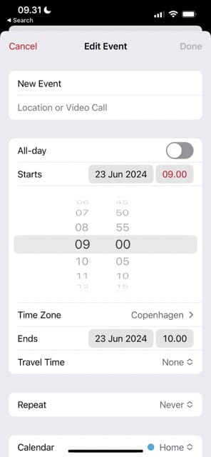 Näyttökaappaus, jossa näkyy, kuinka tapahtuma voidaan ajoittaa uudelleen Apple-kalenterissa iOS: lle