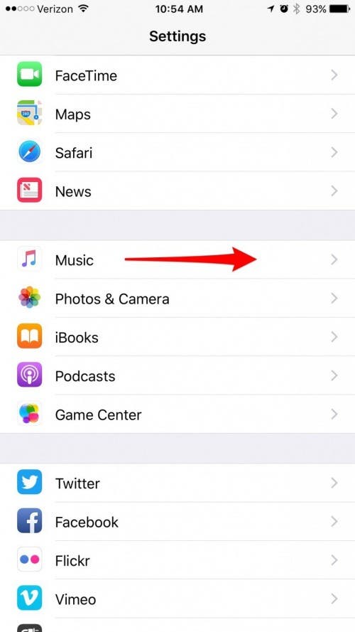 Ja es izdzēšu mūziku no sava iPhone, tā paliks iTunes, iCloud?