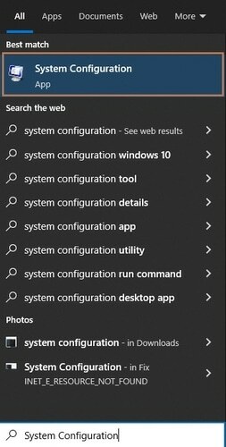 Tippige Windowsi otsingukasti System Configuration