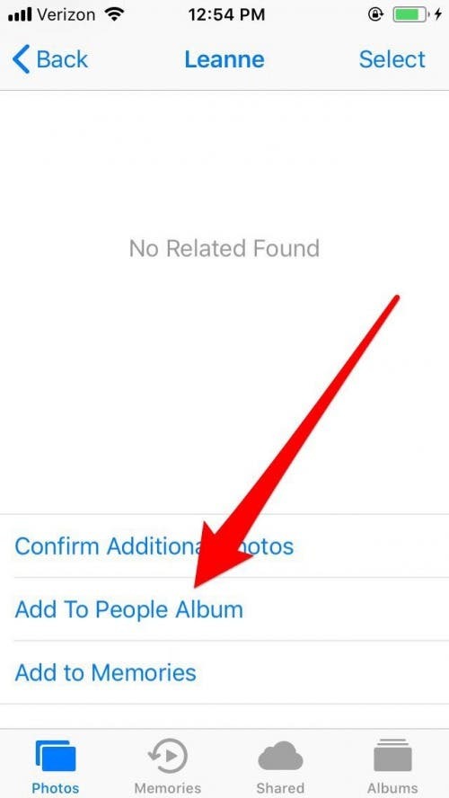 लोगों के एल्बम में व्यक्ति जोड़ें iPhone
