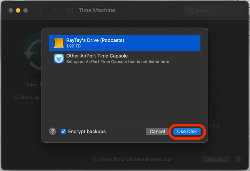 Kliknutím na položku Použiť disk použijete vybratý disk na zálohovanie počítača Mac