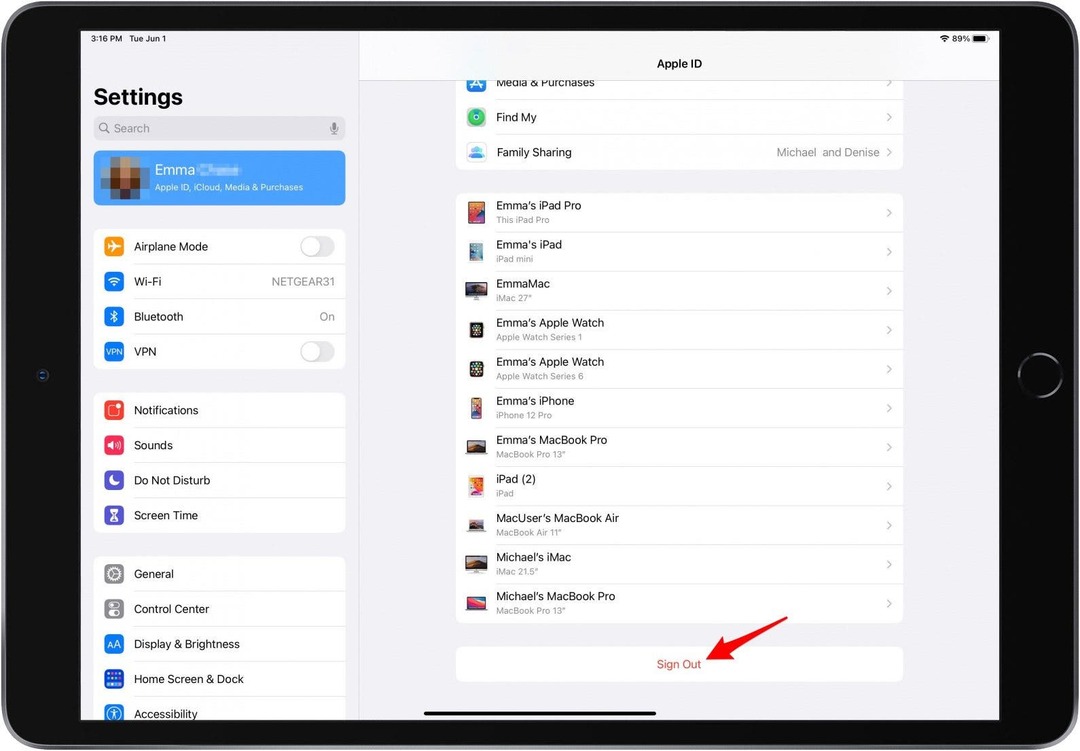 הקש על יציאה כדי לצאת מ-iCloud ב-iPad