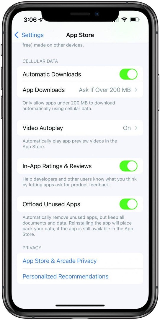 หน้าจอการตั้งค่า App Store พร้อม Offload Unused Apps บนหน้าจอและเปิดใช้งาน