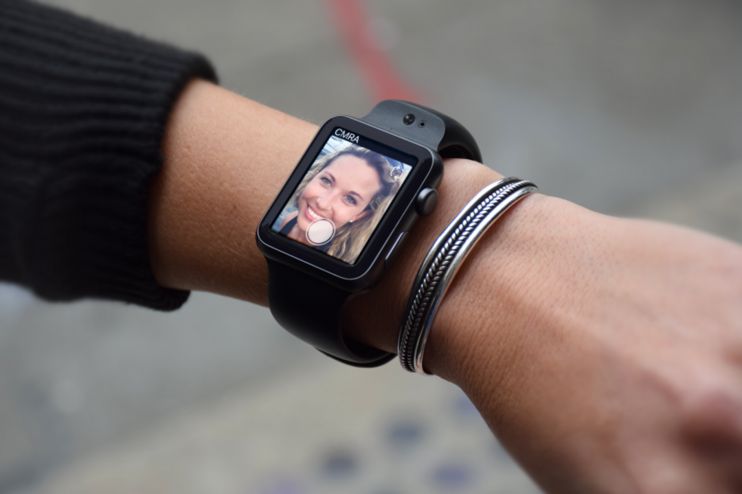 Fotocamera con cinturino per orologio Apple CMRA