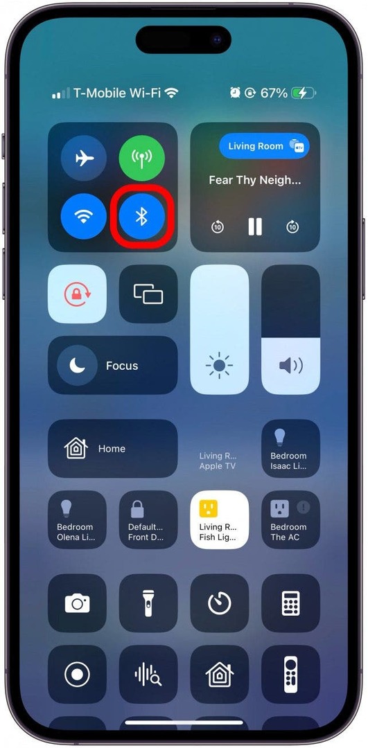 Obnovte Bluetooth na svojom iPhone.