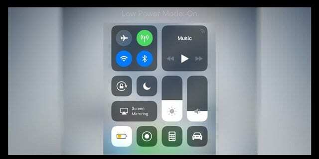Az iPhone vezérlőközpont testreszabása az iOS 11 használatával