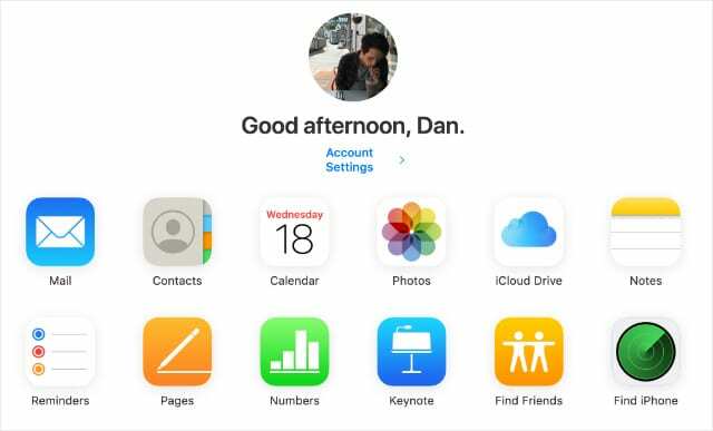 Home page di iCloud dal sito Web che mostra contenuti diversi