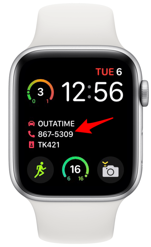 Komplikasi lembar contekan pada tampilan Apple Watch