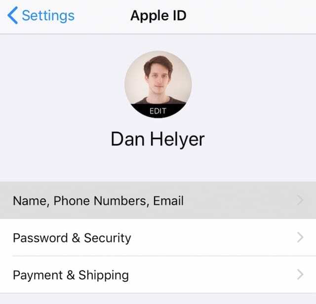 Vardas, telefono numeris, el. paštas Apple ID nustatymuose