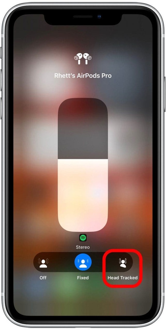 Isikupärastatud ruumilise heli kasutamiseks puudutage valikut Head Tracked.